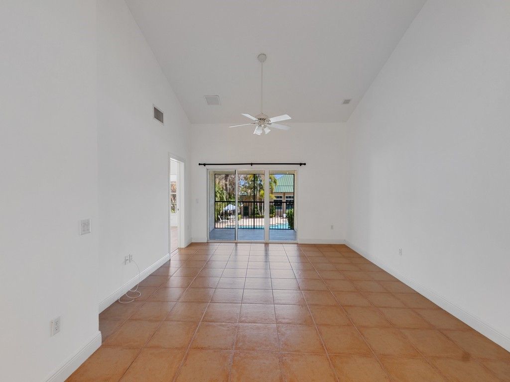 4350 Doubles Alley Drive, Unit 203, Vero Beach, FL 32967 Photo