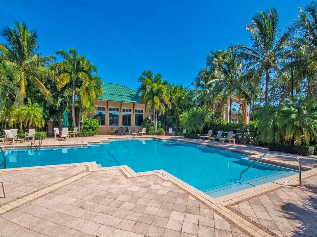 4350 Doubles Alley Drive, Unit 203, Vero Beach, FL 32967 Photo