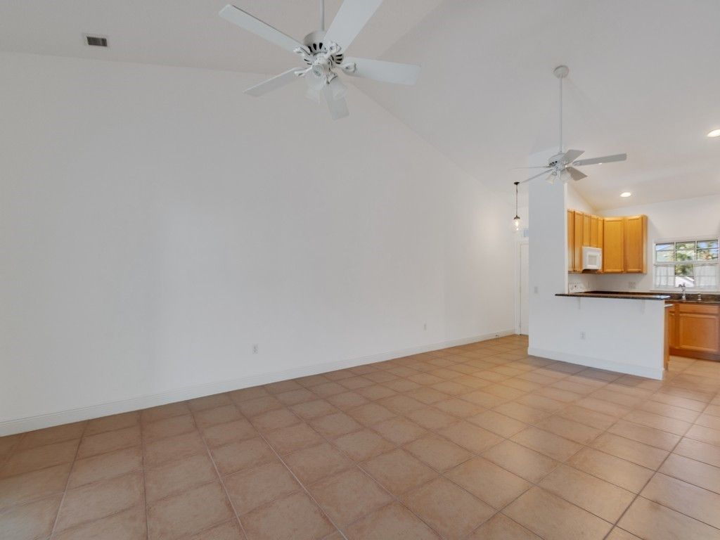 4350 Doubles Alley Drive, Unit 203, Vero Beach, FL 32967 Photo