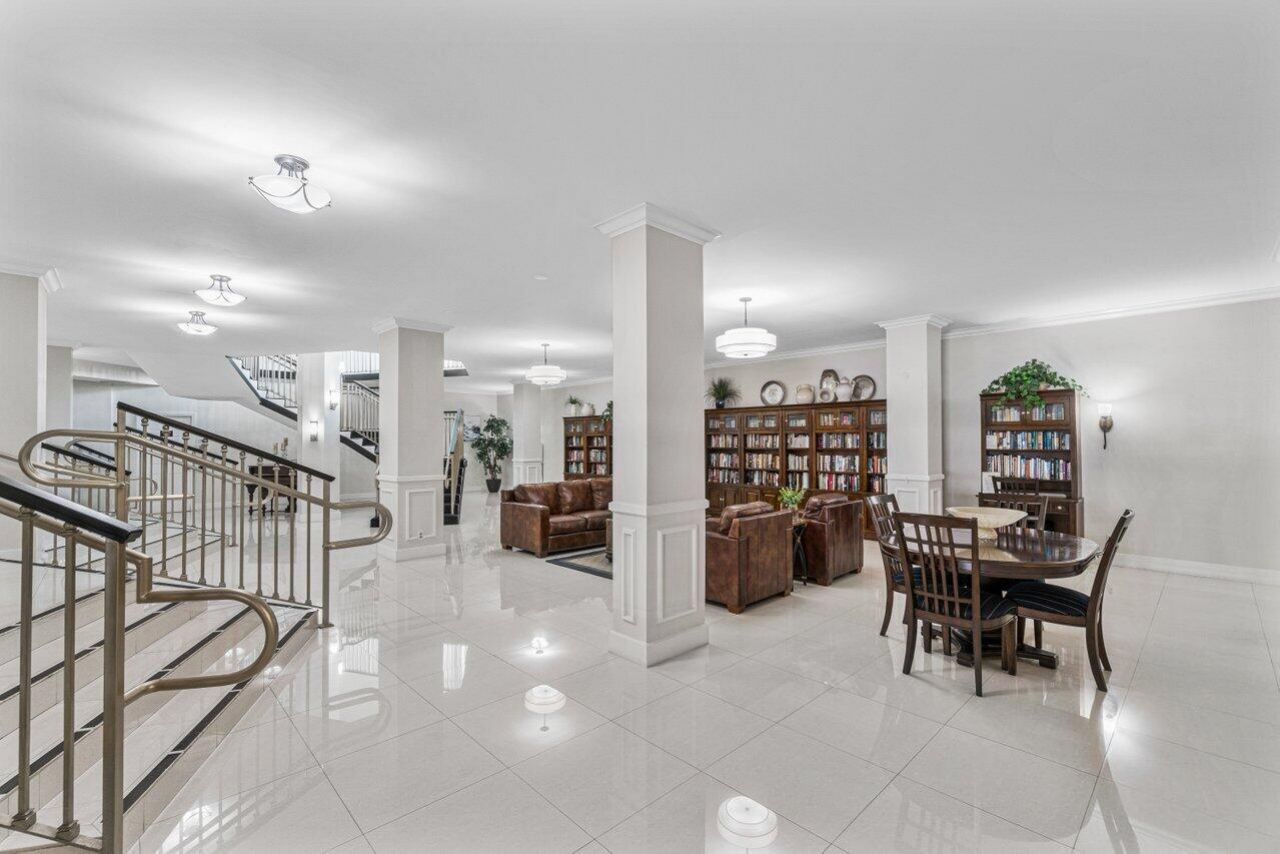 333 NE 21st Avenue, Unit 314, Deerfield Beach, FL 33441 Photo