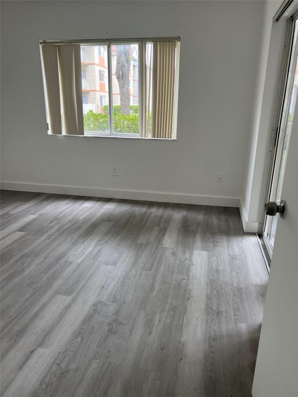 18860 NW 57th Avenue, Unit 106, Hialeah, FL 33015 Photo