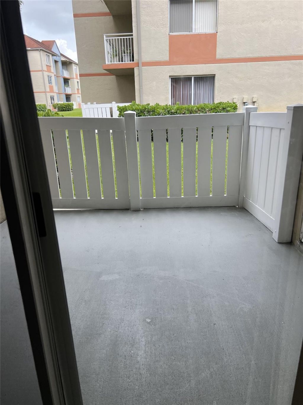 18860 NW 57th Avenue, Unit 106, Hialeah, FL 33015 Photo