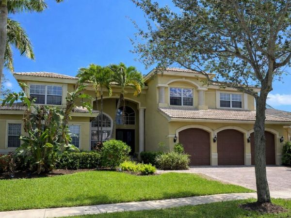 19234 S Creekshore Court, Boca Raton, FL 33498