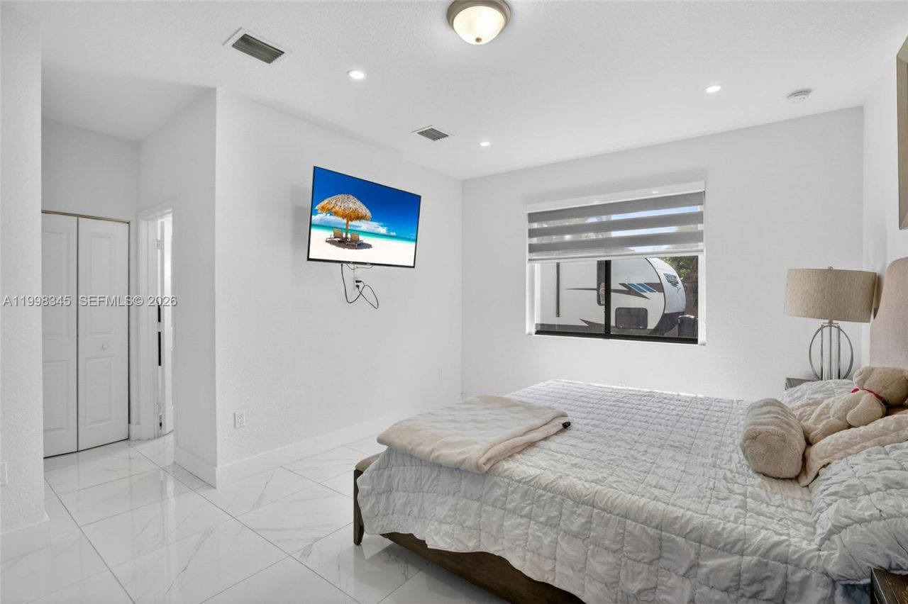 13282 SW 227th St, Miami, FL 33170 Photo