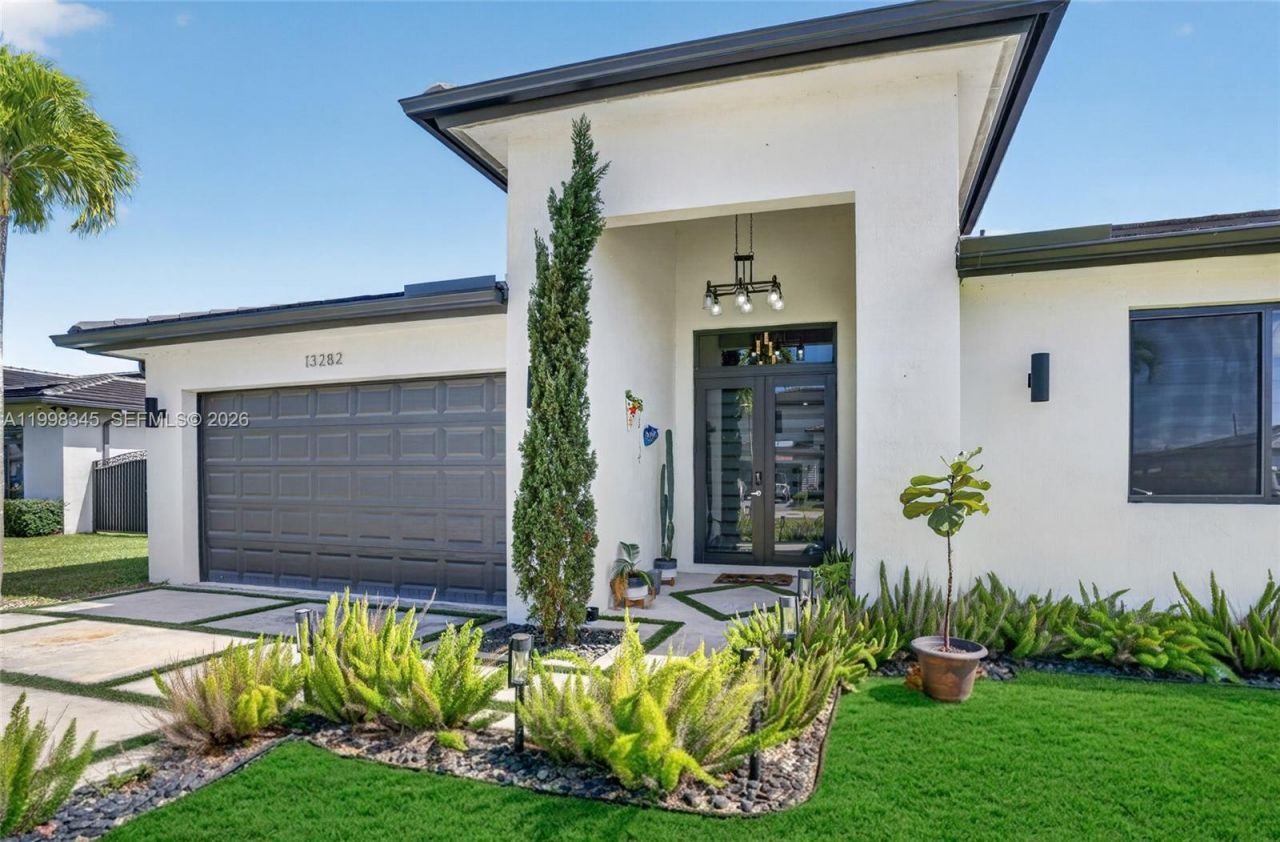 13282 SW 227th St, Miami, FL 33170 Photo