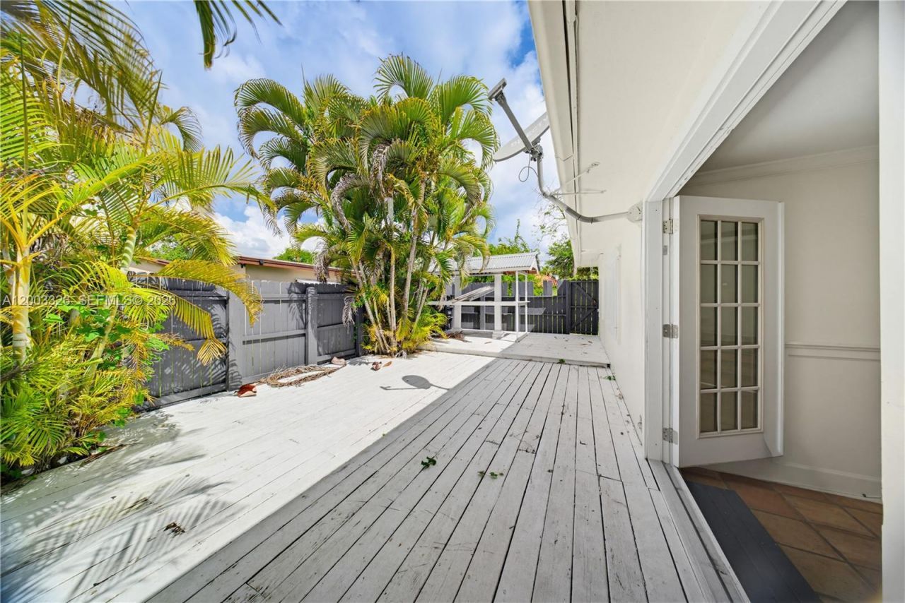 173 NW 18th St , Unit 1, Homestead, FL 33030 Photo