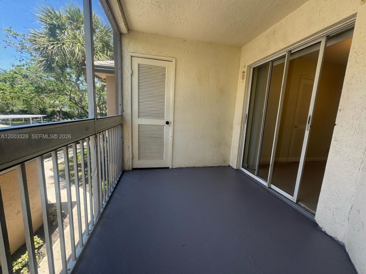 9833 Westview Dr, Unit 824, Coral Springs, FL 33076 Photo