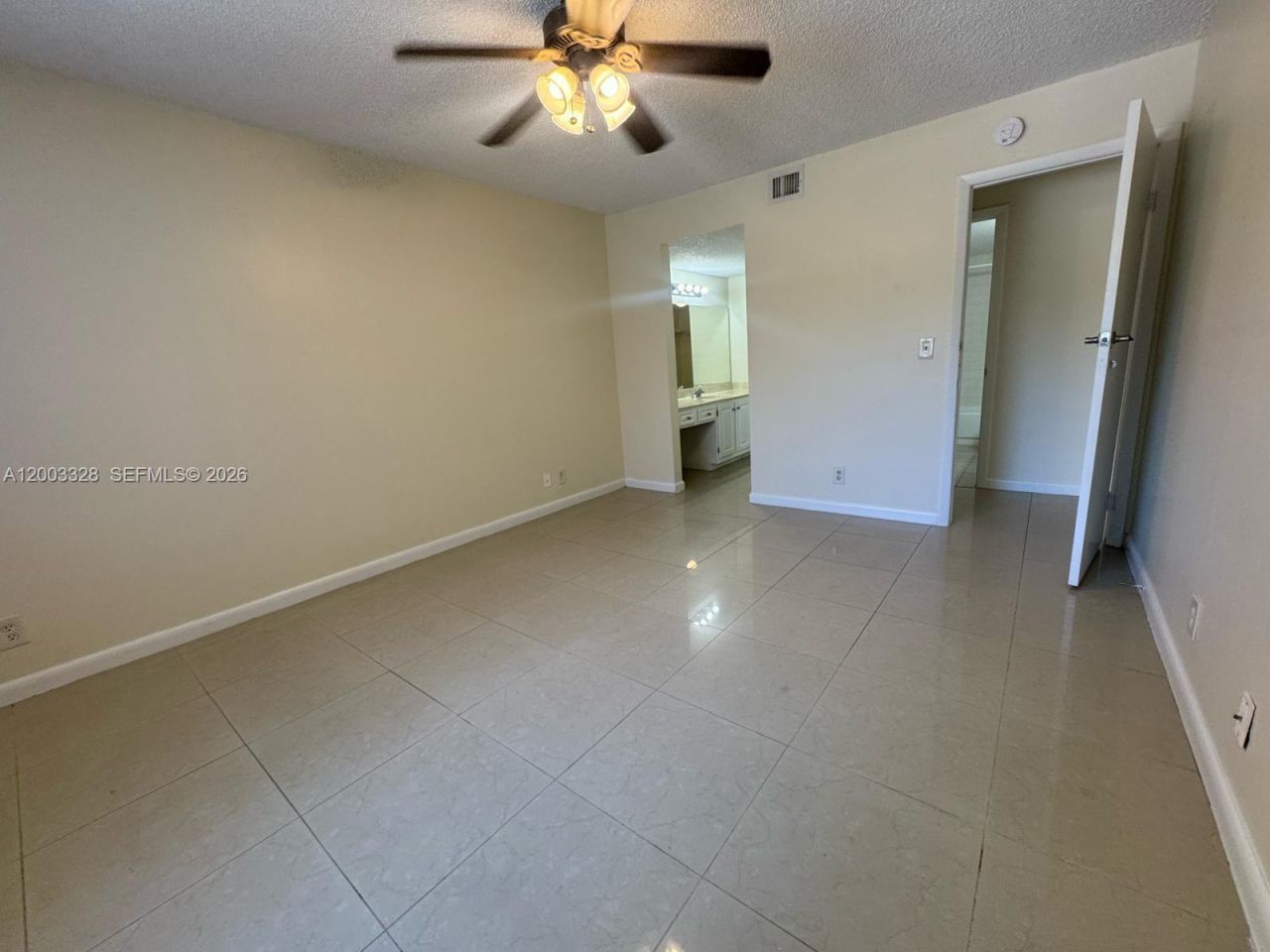 9833 Westview Dr, Unit 824, Coral Springs, FL 33076 Photo