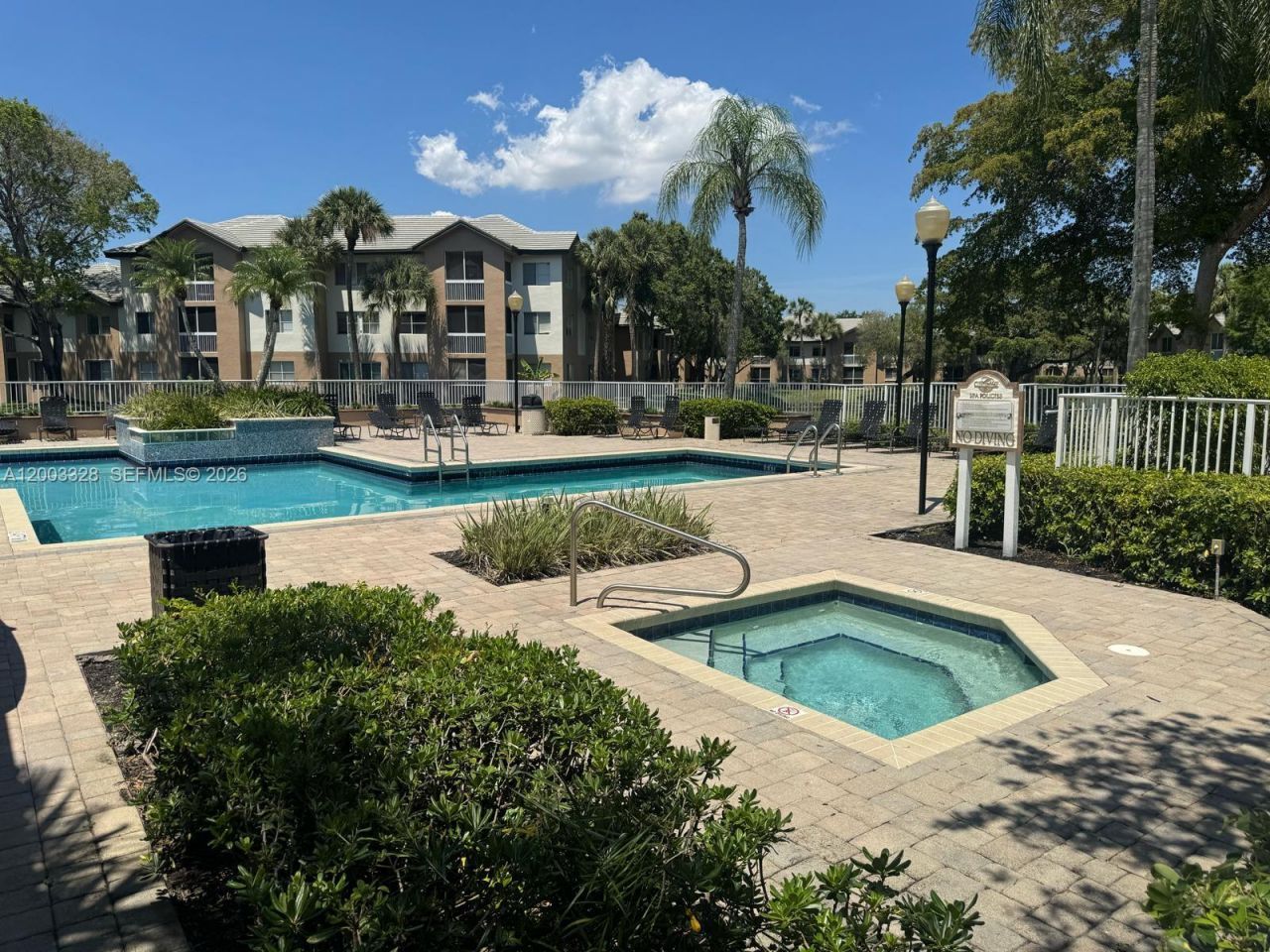 9833 Westview Dr, Unit 824, Coral Springs, FL 33076 Photo