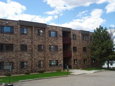 201 S Minnesota Street, Unit G2, Redwood Falls, MN 56283