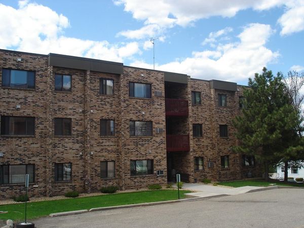 201 S Minnesota Street , Unit G2, Redwood Falls, MN 56283