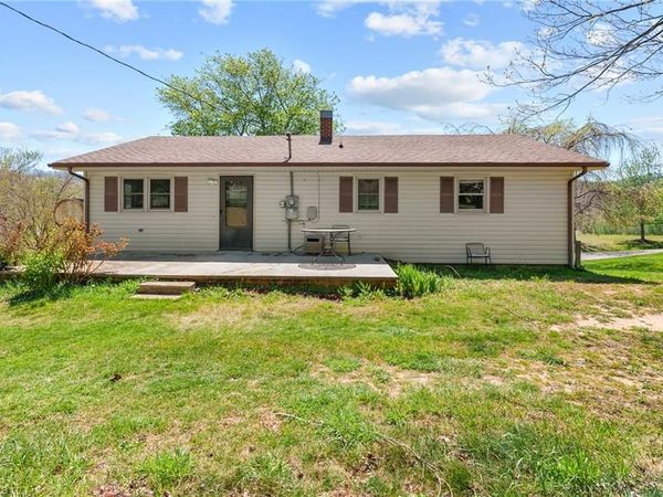 610 Collins Road, Sparta, NC 28675