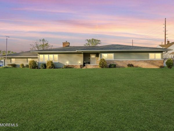 210 Springlawn Avenue, Matawan, NJ 07747