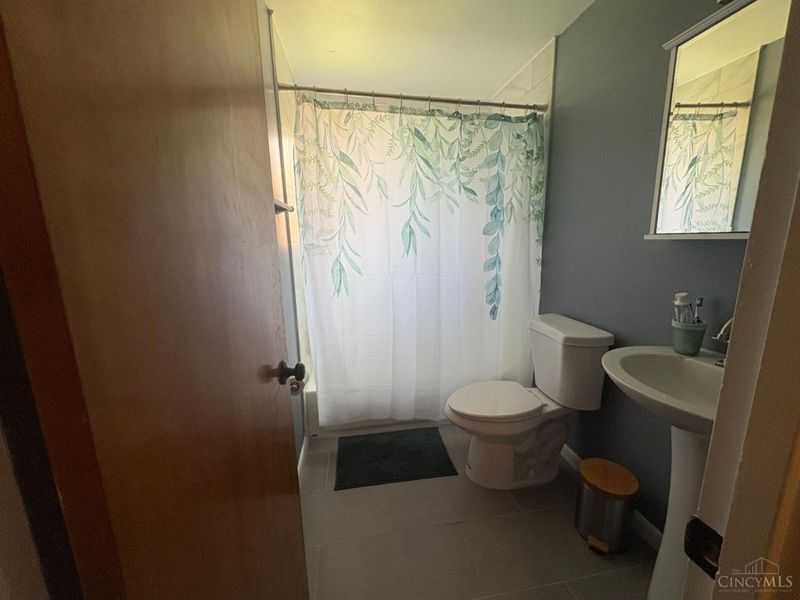 3382 Tallahassee Drive, Cincinnati, OH 45239 Photo 10