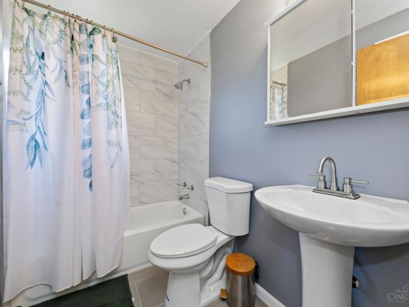 3382 Tallahassee Drive, Green Township, OH 45239 Photo 14