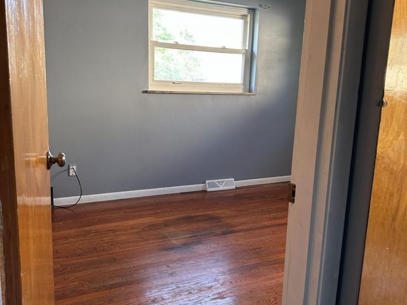 1045 Pelican Drive, Springfield Twp., OH 45231 Photo 8