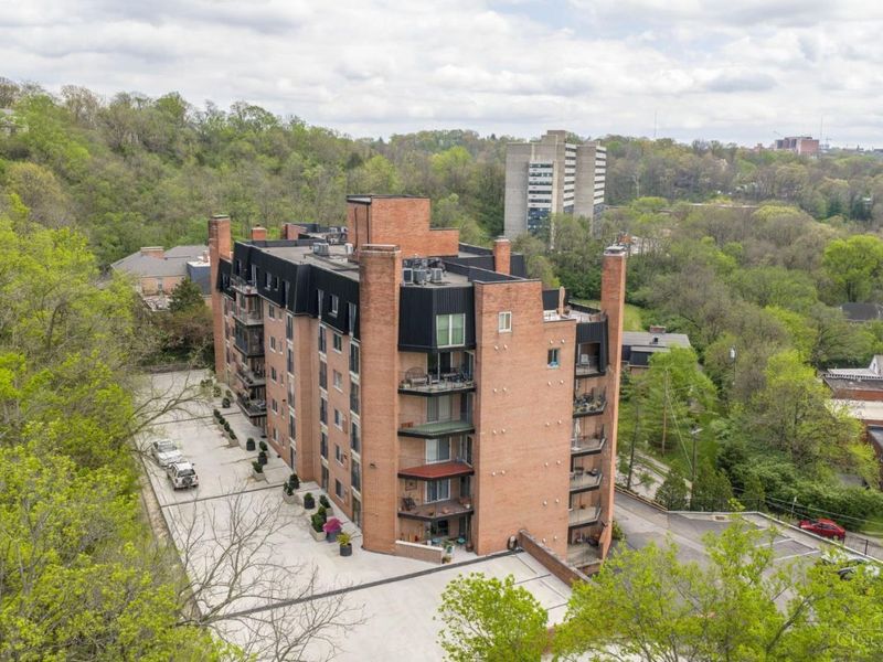 880 Rue De La Paix, Unit A9, Cincinnati, OH 45220 Photo 26