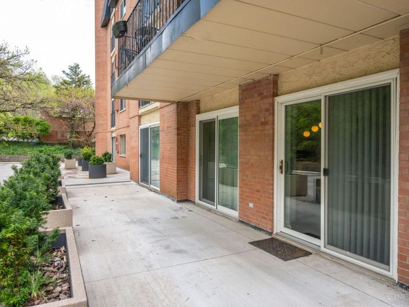 880 Rue De La Paix, Unit A9, Cincinnati, OH 45220 Photo 4