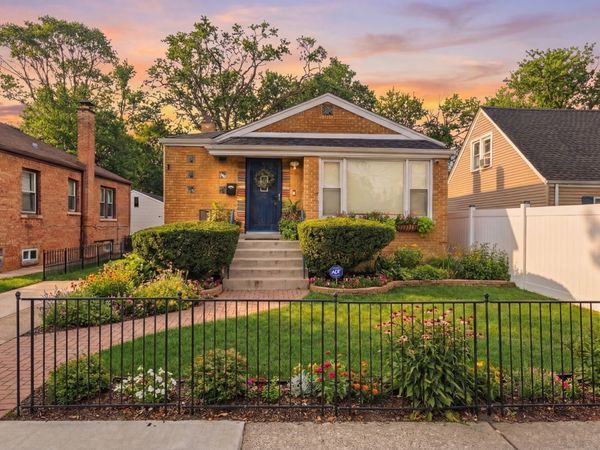 14111 S State Street , Riverdale, IL 60827