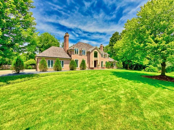 560 Jacqulyn Lane , Lake Forest, IL 60045