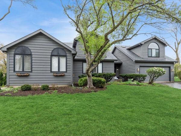 1923 Hillside Lane , Lisle, IL 60532