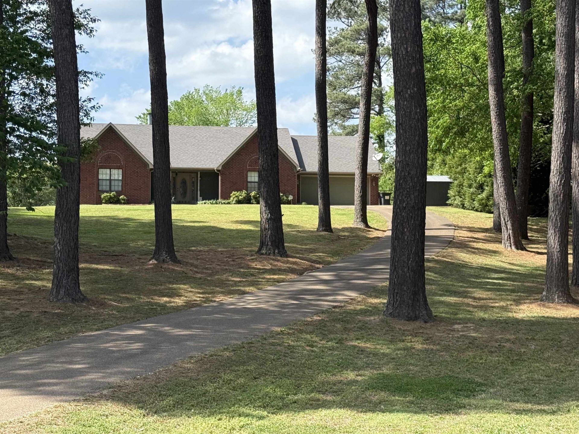 672 Reed Cir, Unicorp/drummonds, TN 38023 Main Photo