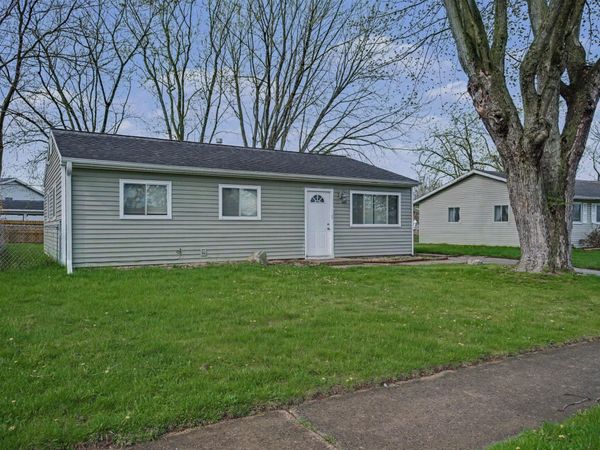 318 Village Road , Michigan City, IN 46360