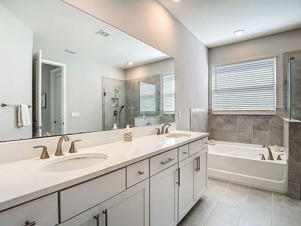 23278 Scaglione Drive, Lutz, FL 33549 Photo