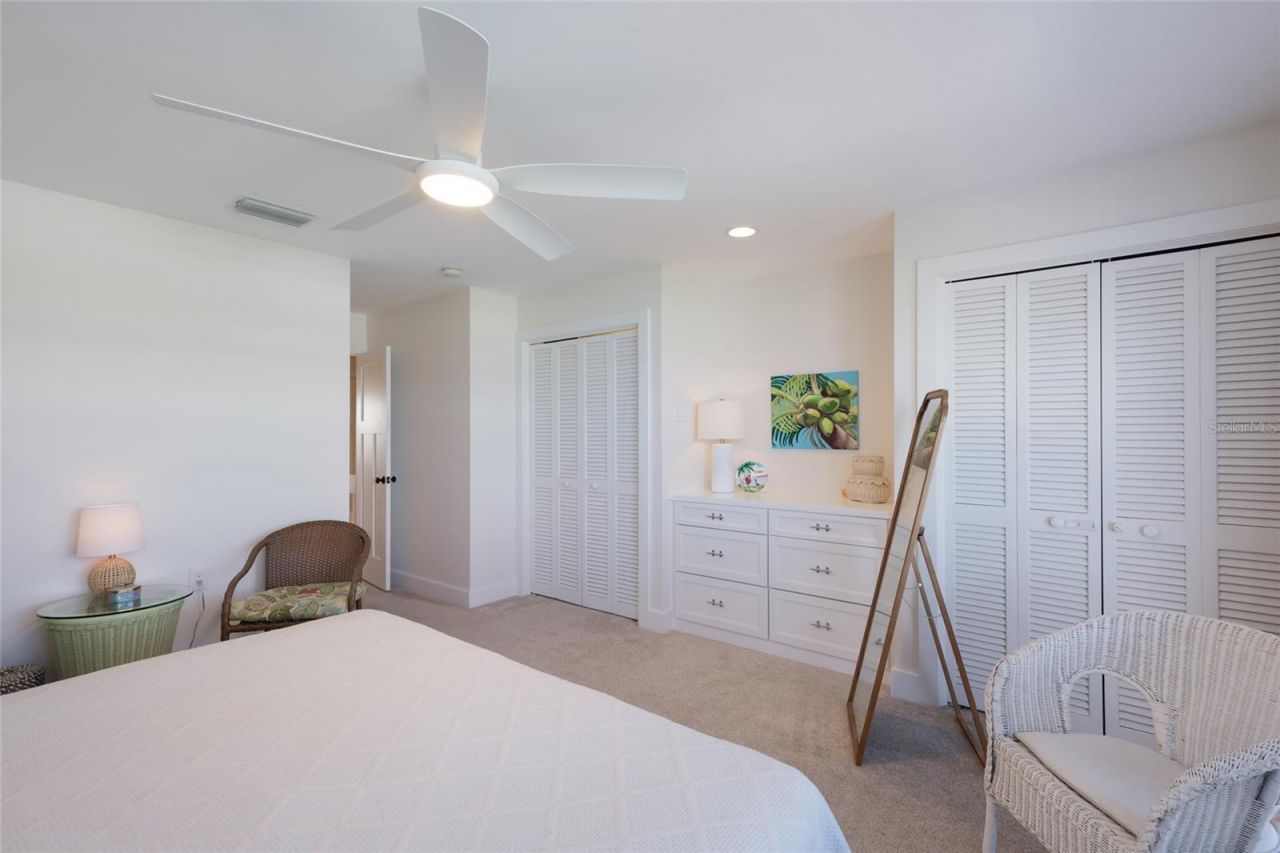 420 Gulf Boulevard, Unit 9, Boca Grande, FL 33921 Photo