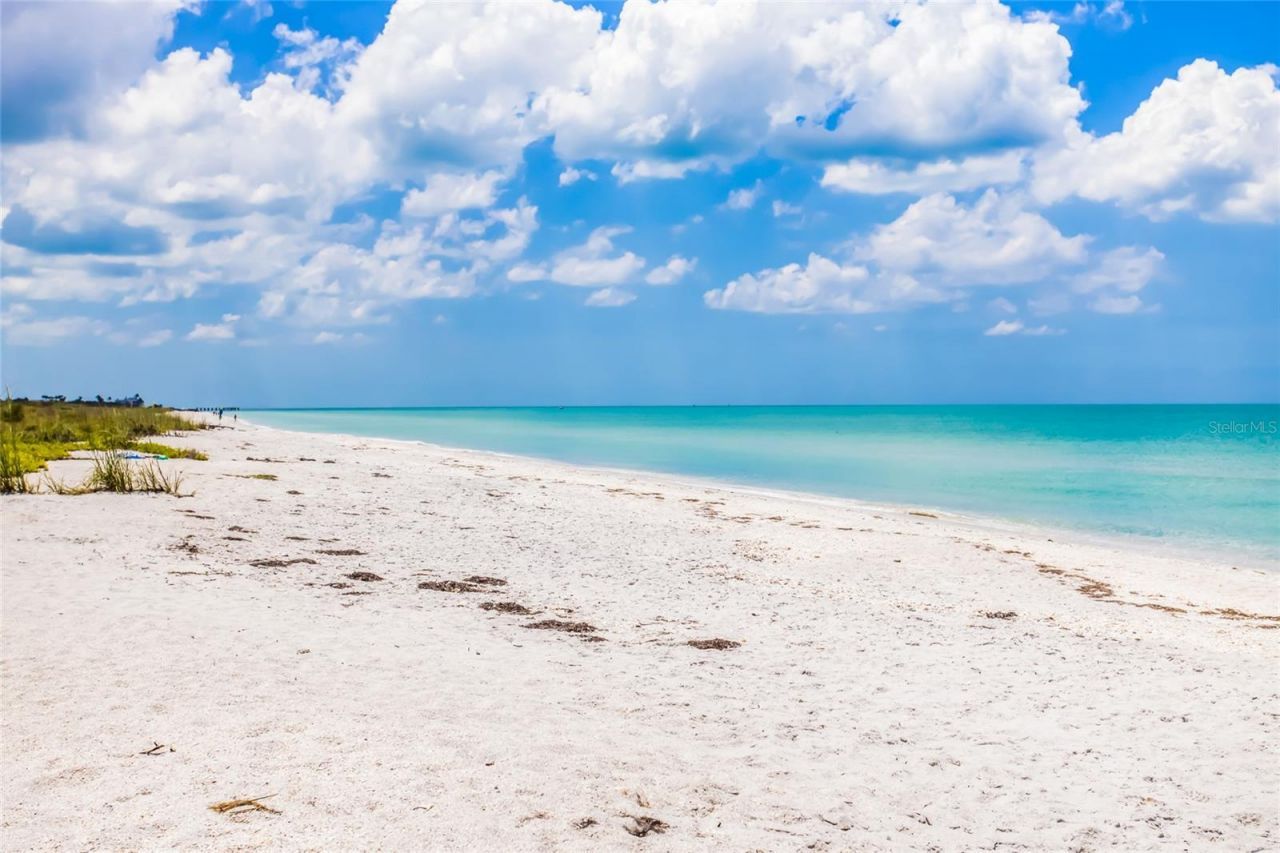 420 Gulf Boulevard, Unit 9, Boca Grande, FL 33921 Photo