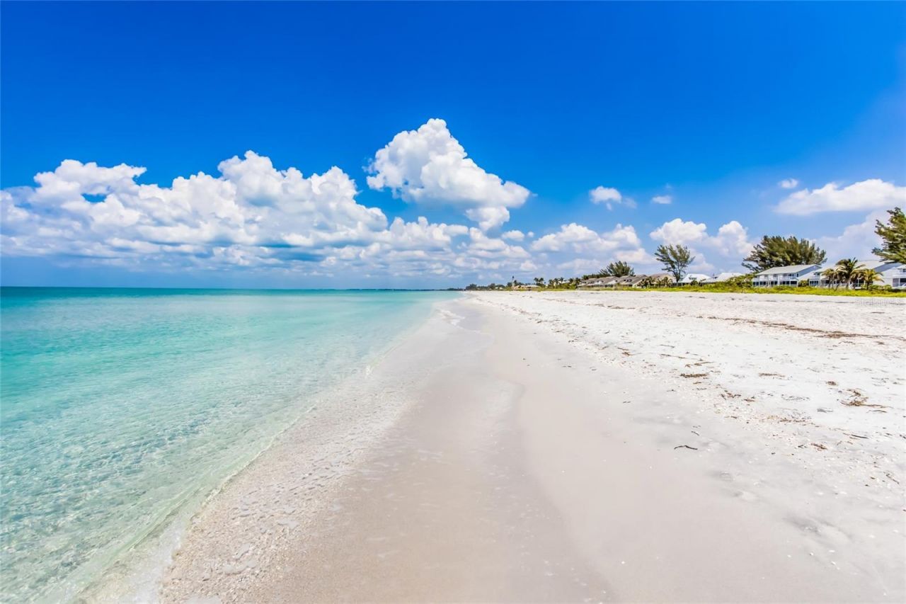 420 Gulf Boulevard, Unit 9, Boca Grande, FL 33921 Photo