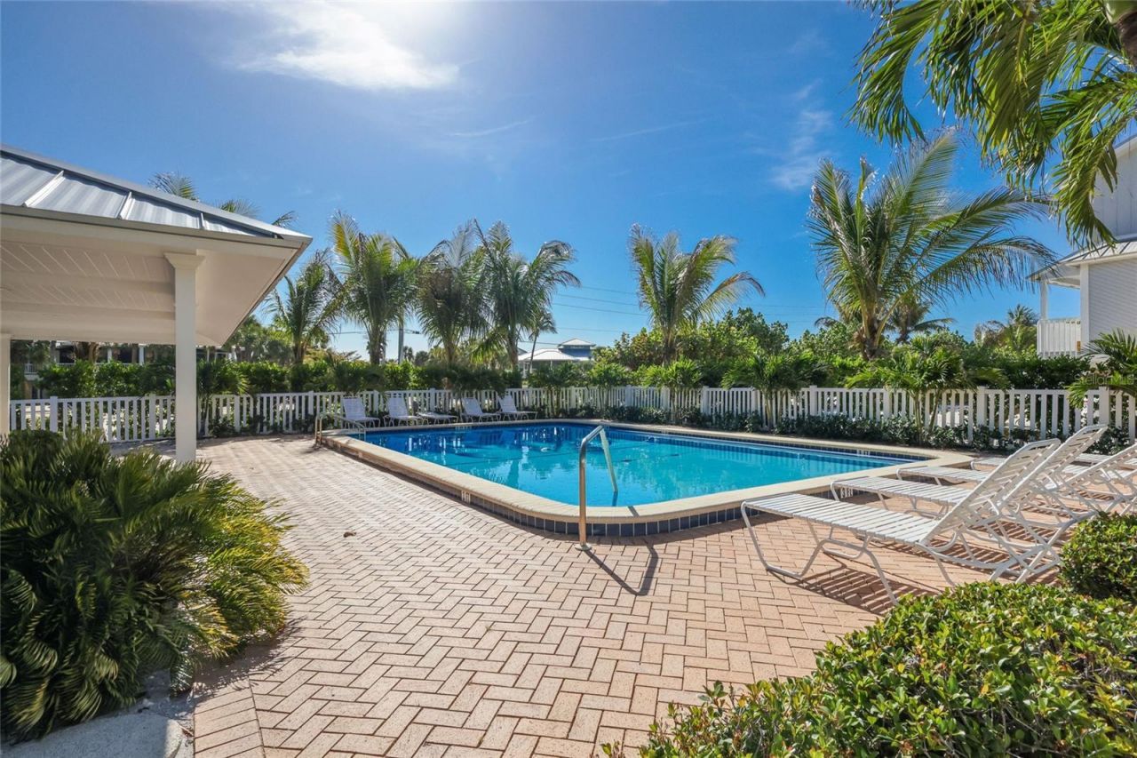 420 Gulf Boulevard, Unit 9, Boca Grande, FL 33921 Photo