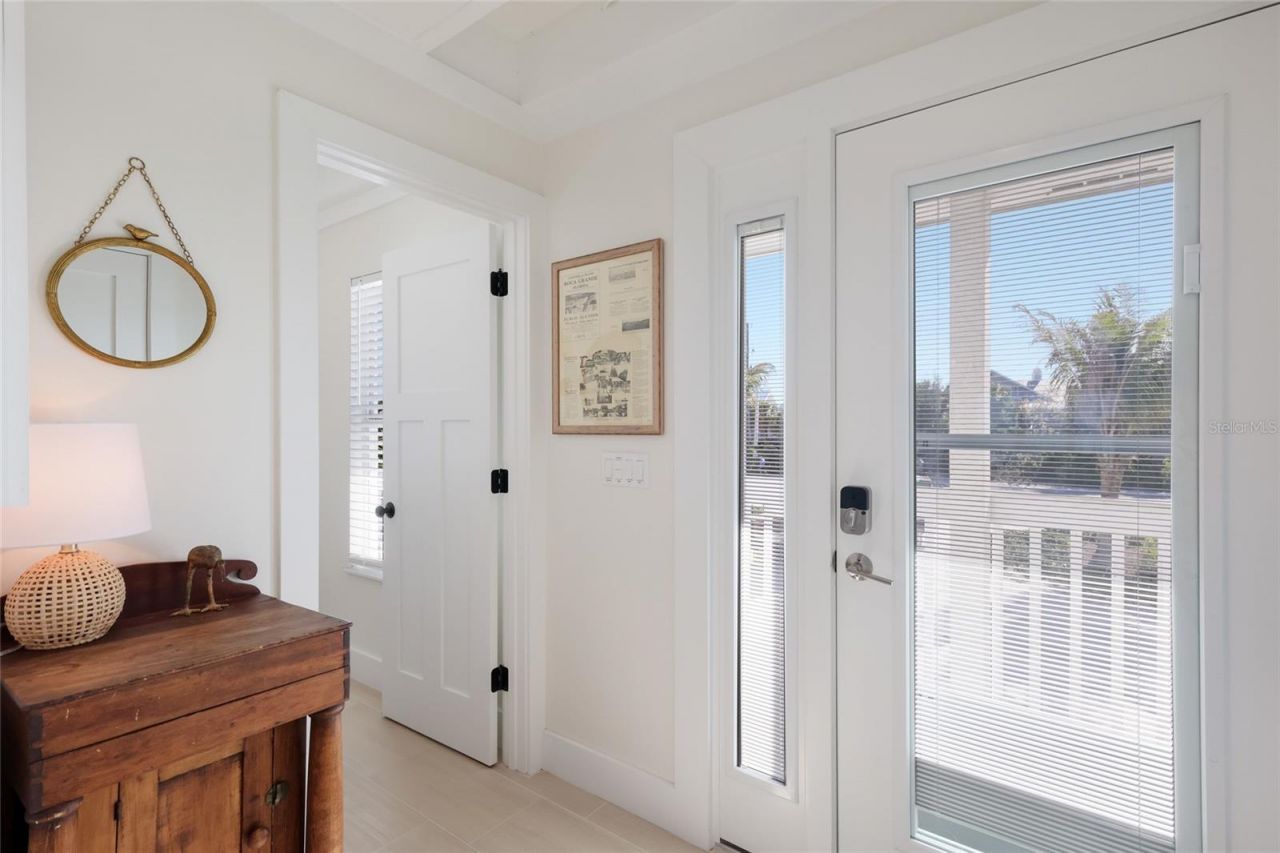 420 Gulf Boulevard, Unit 9, Boca Grande, FL 33921 Photo