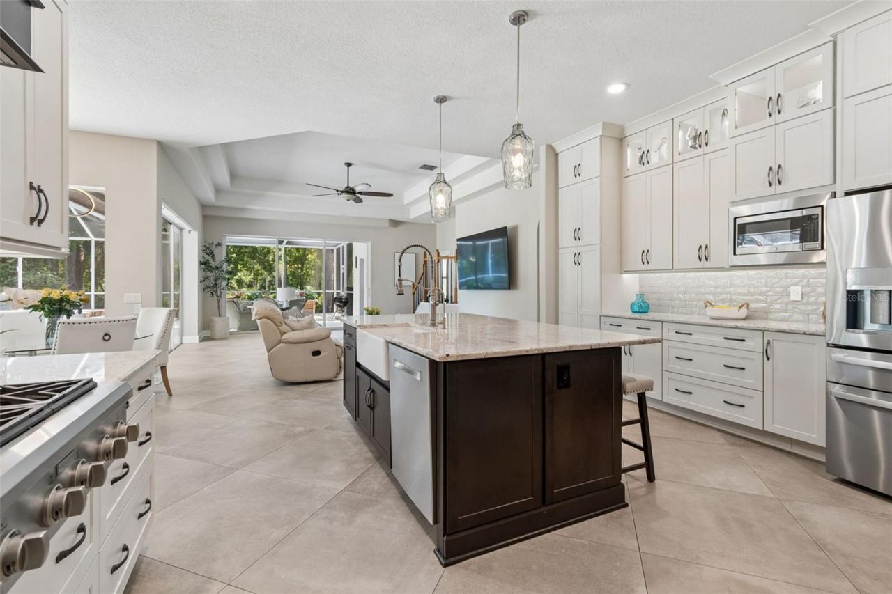 10423 Greenhedges Drive, Tampa, FL 33626 Photo