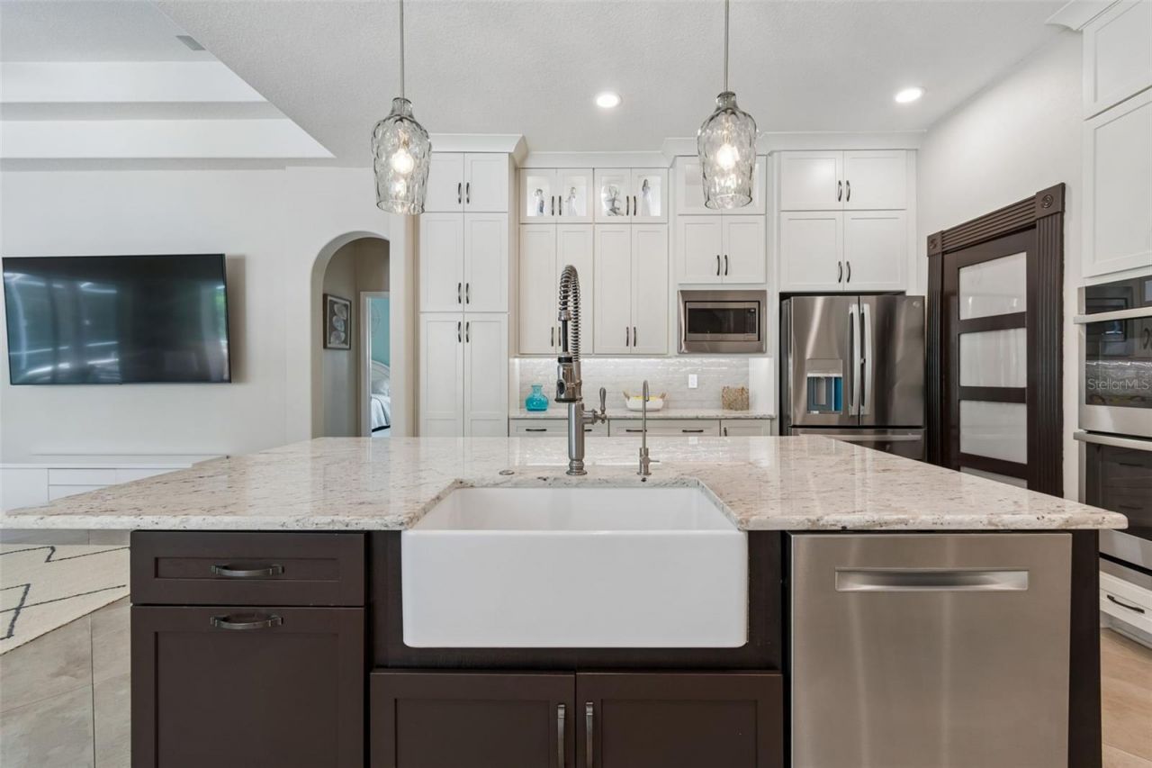 10423 Greenhedges Drive, Tampa, FL 33626 Photo