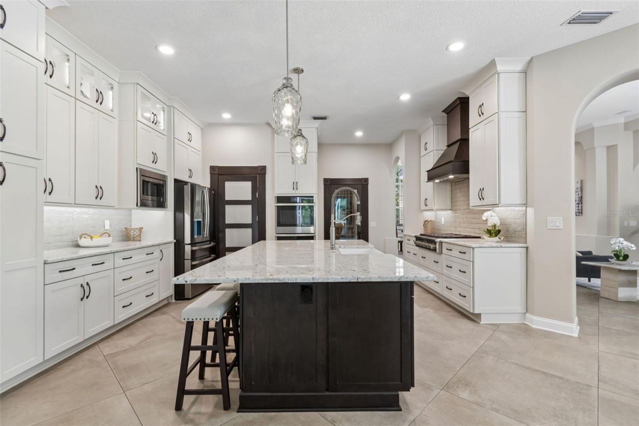 10423 Greenhedges Drive, Tampa, FL 33626 Photo
