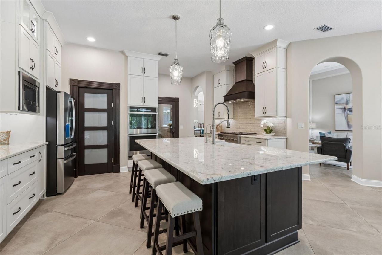 10423 Greenhedges Drive, Tampa, FL 33626 Photo
