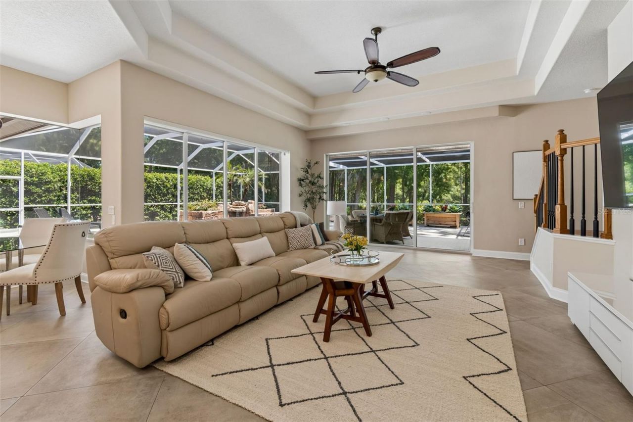 10423 Greenhedges Drive, Tampa, FL 33626 Photo