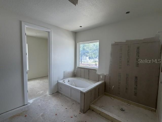 915 W Virginia Avenue, Tampa, FL 33603 Photo