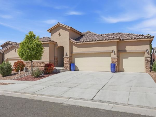 8809 Coal Bank Street NW, Albuquerque, NM 87114