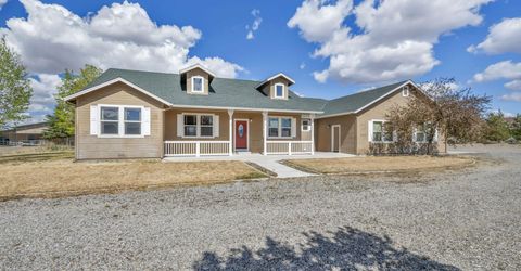 68 Kari Lane, Smith Valley, NV 89430 Photo