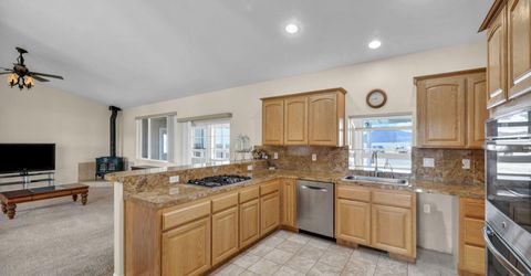 68 Kari Lane, Smith Valley, NV 89430 Photo