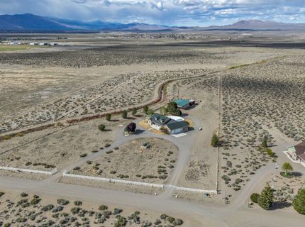 68 Kari Lane, Smith Valley, NV 89430 Photo