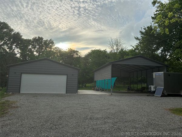 794 NW 1090 Avenue , Wilburton, OK 74578