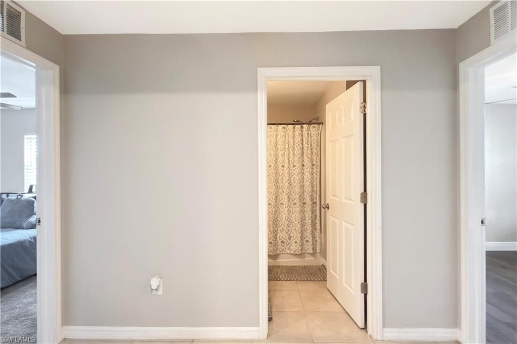 4323 NE 21st Ave, Cape Coral, FL 33909 Photo
