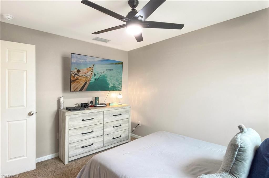 4323 NE 21st Ave, Cape Coral, FL 33909 Photo