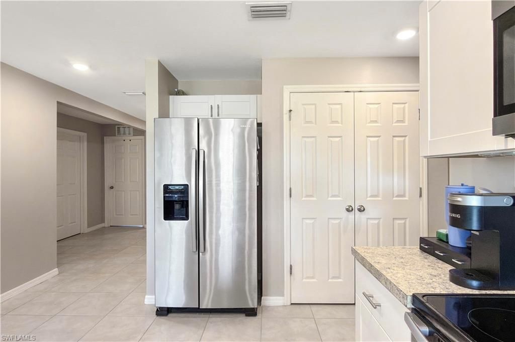 4323 NE 21st Ave, Cape Coral, FL 33909 Photo