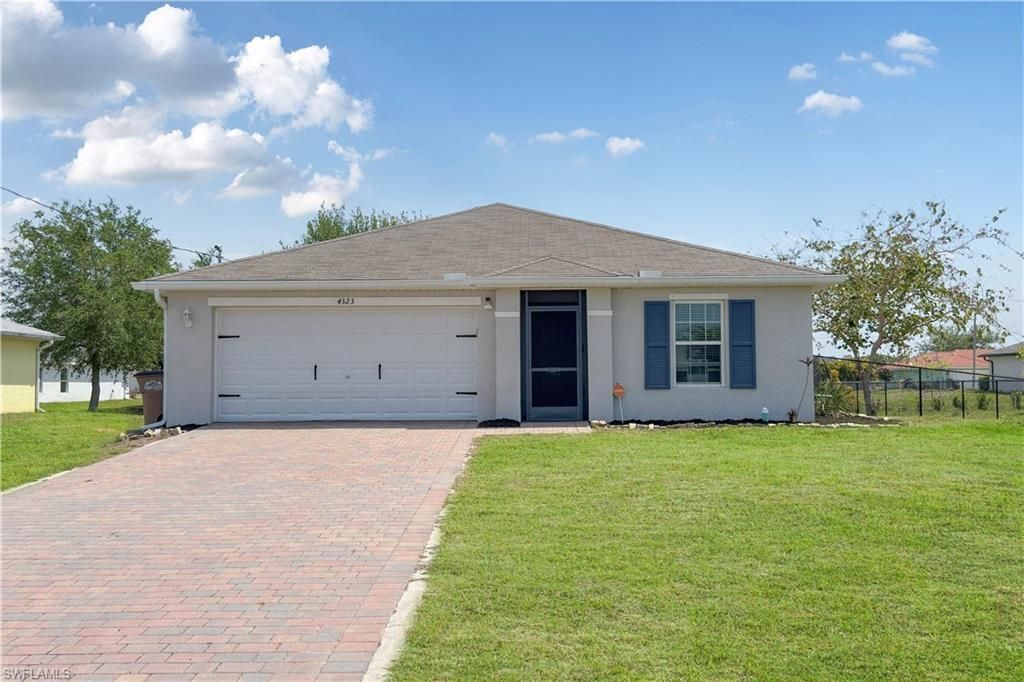 4323 NE 21st Ave, Cape Coral, FL 33909 Photo