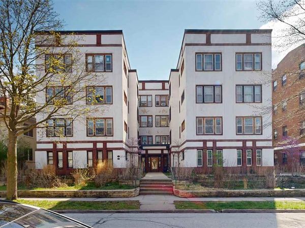 228 S Summit, Unit C-5, Iowa City, IA 52240