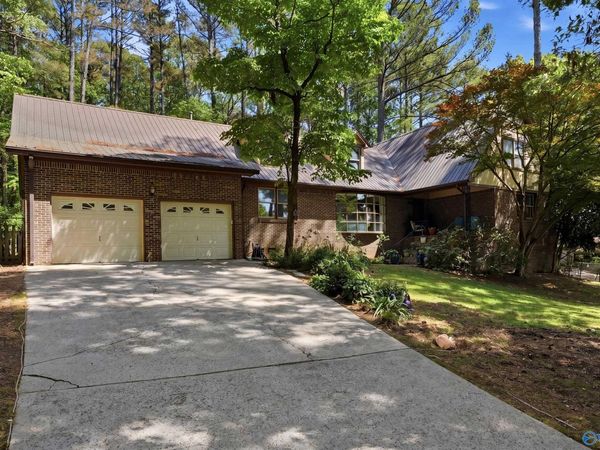 5802 Fortune Drive, Huntsville, AL 35811